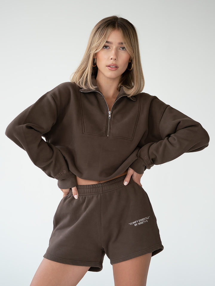 SET - ESSENTIALS - HALF-ZIP SWEATER AND SHORTS • BROWN