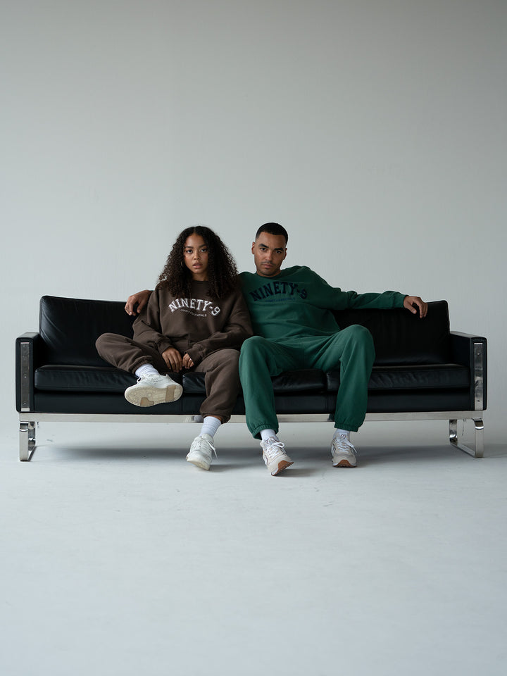 SET - ESSENTIALS - COLLEGE SWEATER AND SWEATPANTS • FOREST GREEN