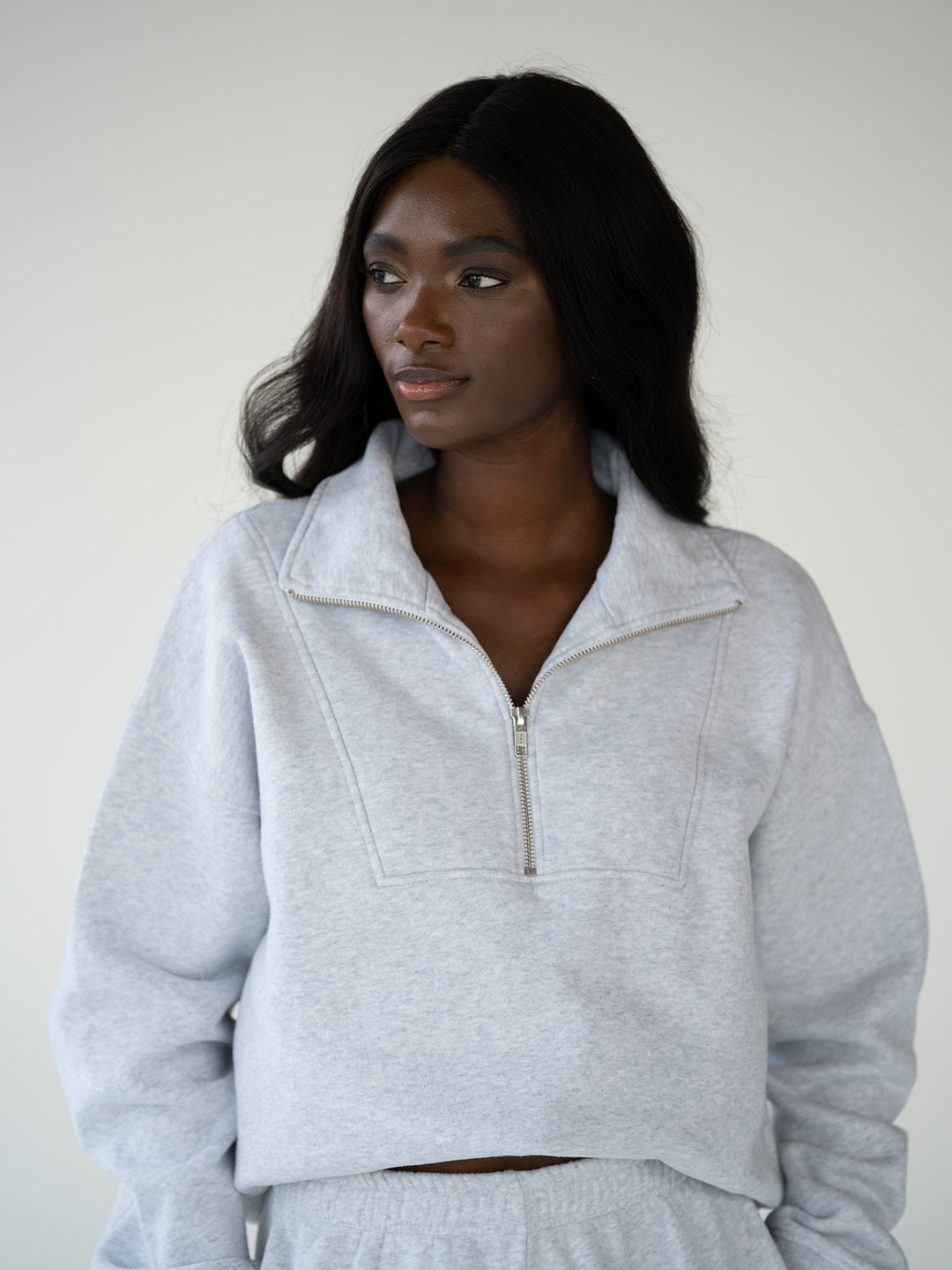 SET - ESSENTIALS - HALF-ZIP SWEATER AND SHORTS • LIGHT GREY