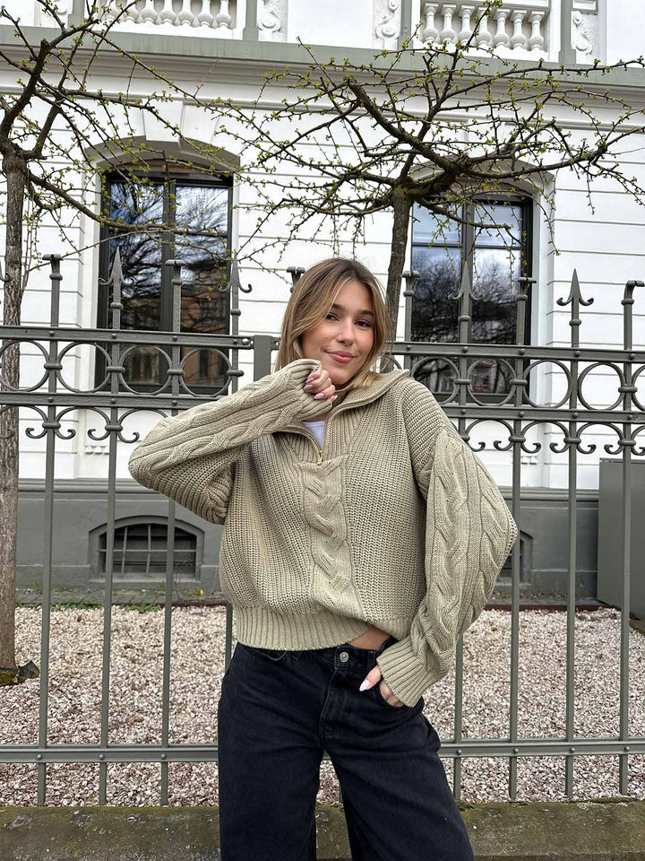 KNITTED - Half-Zip Sweater • Pistachio