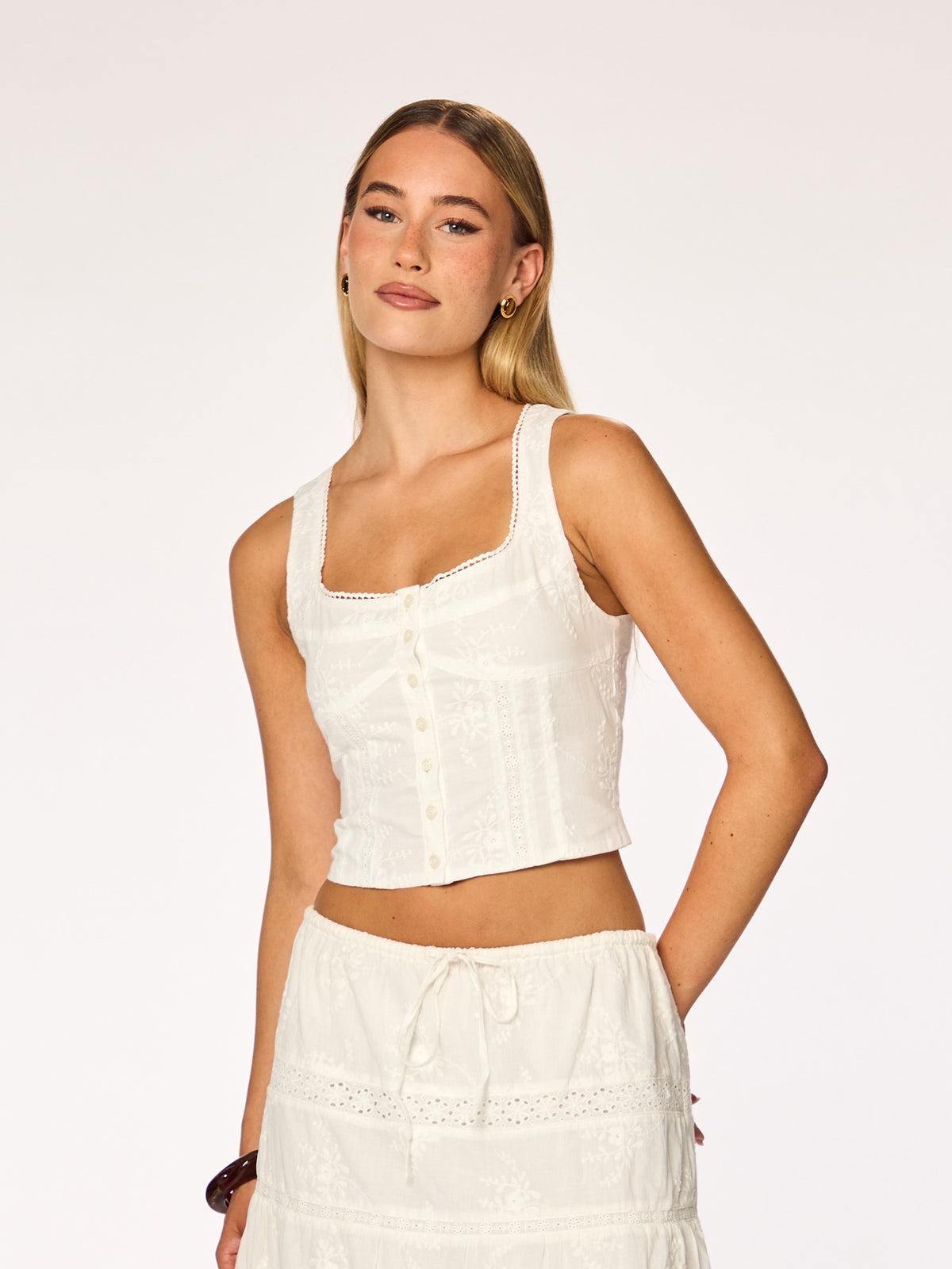 ELLA - Sleeveless Top • White