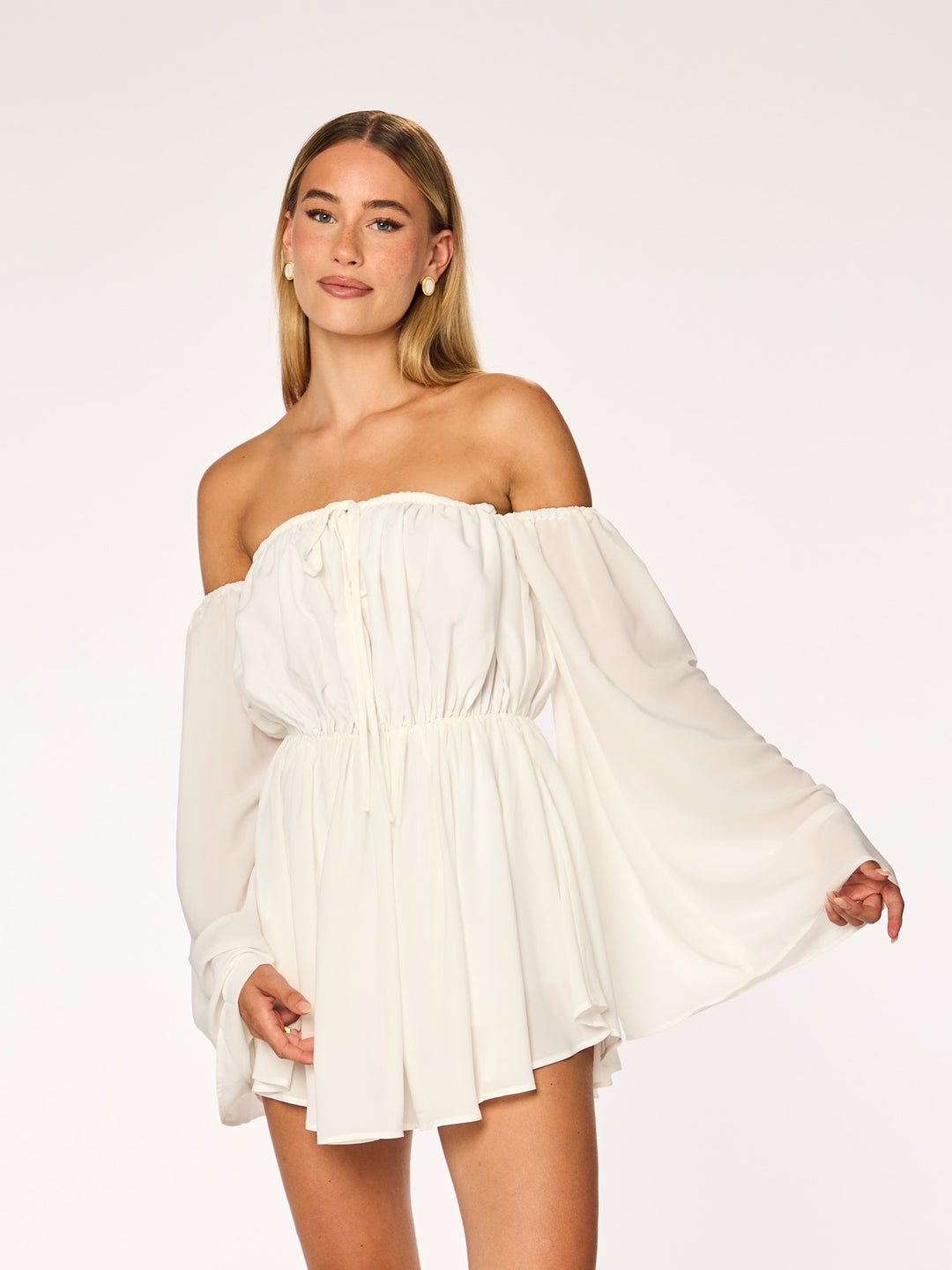 LIVA - Off Shoulder Playsuit • Cream