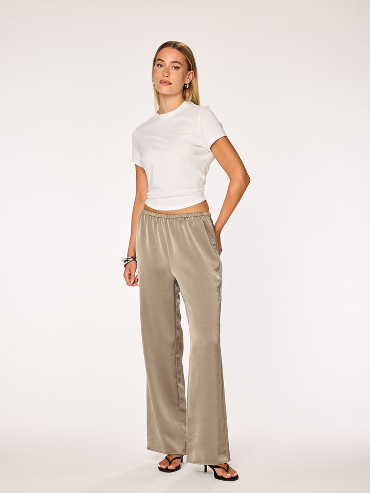 CORE - Relaxed Tee • White