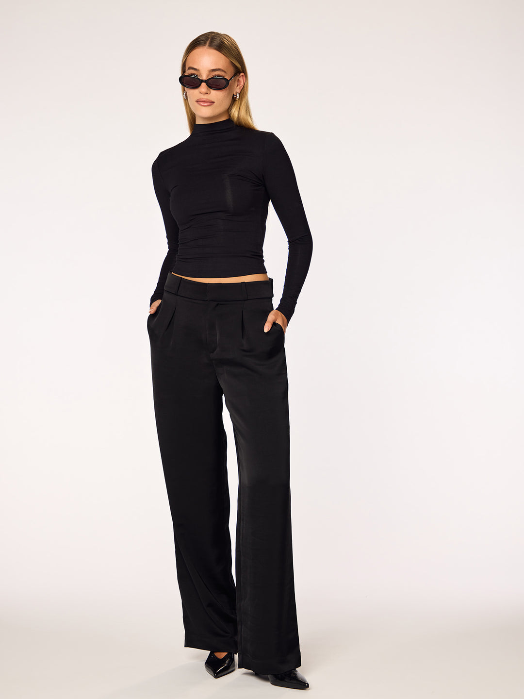 CORE - Turtleneck Longsleeve • Black