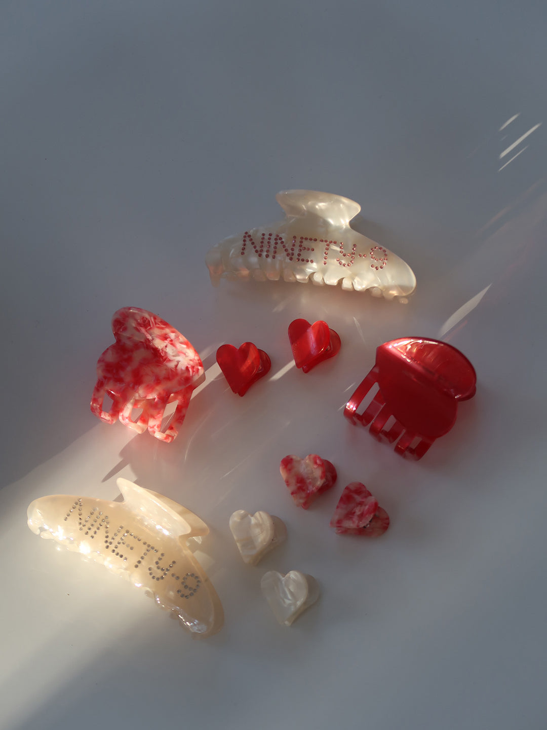 CLASSIC - Hair Claw • Crystal Oyster