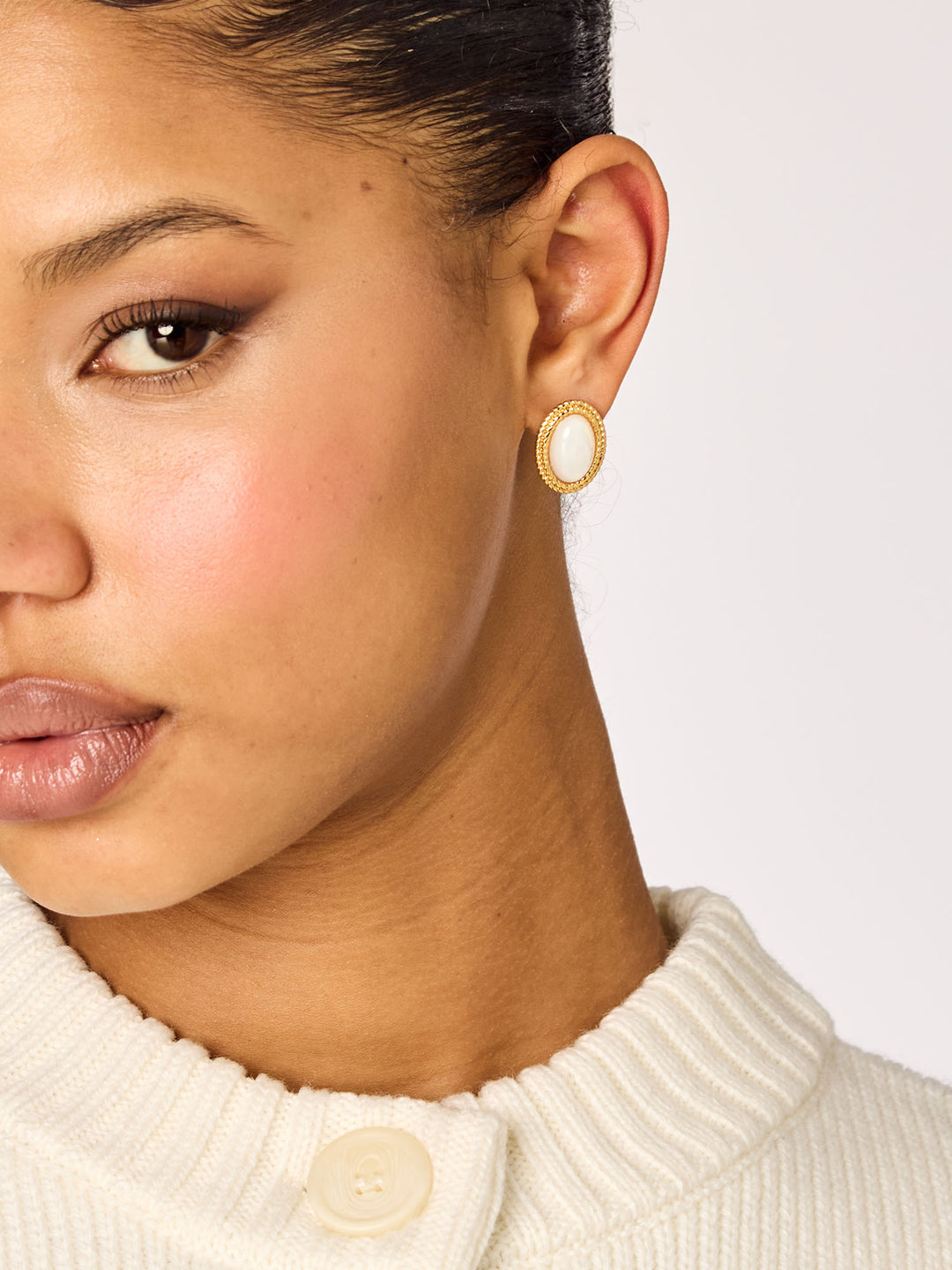 SPIRAL PEARL - Earrings • Color: 18K Yellow Gold