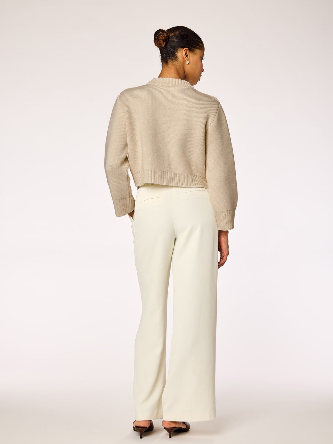 RUNE - Buttoned Cardigan • Almond