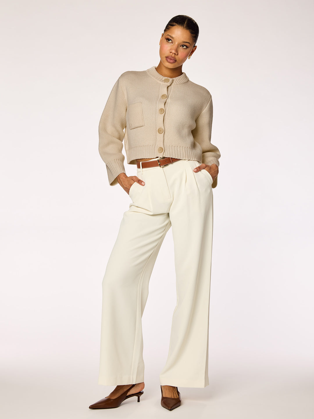 RUNE - Buttoned Cardigan • Almond