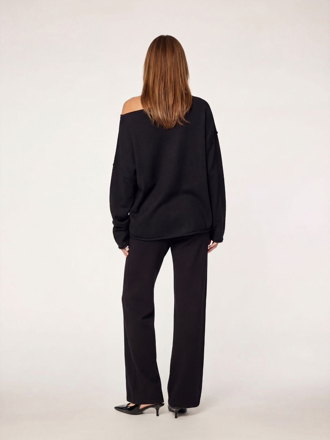 FAYE - Off-Shoulder Sweater • Black