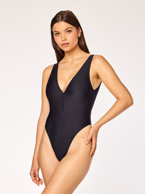 SAINT-TROPEZ - One Piece • Shiny Black