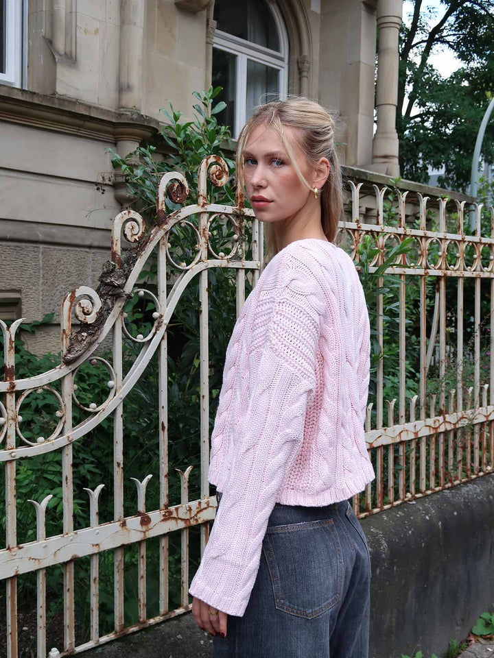 KNITTED - Cropped Braid Cardigan • Light Blossom