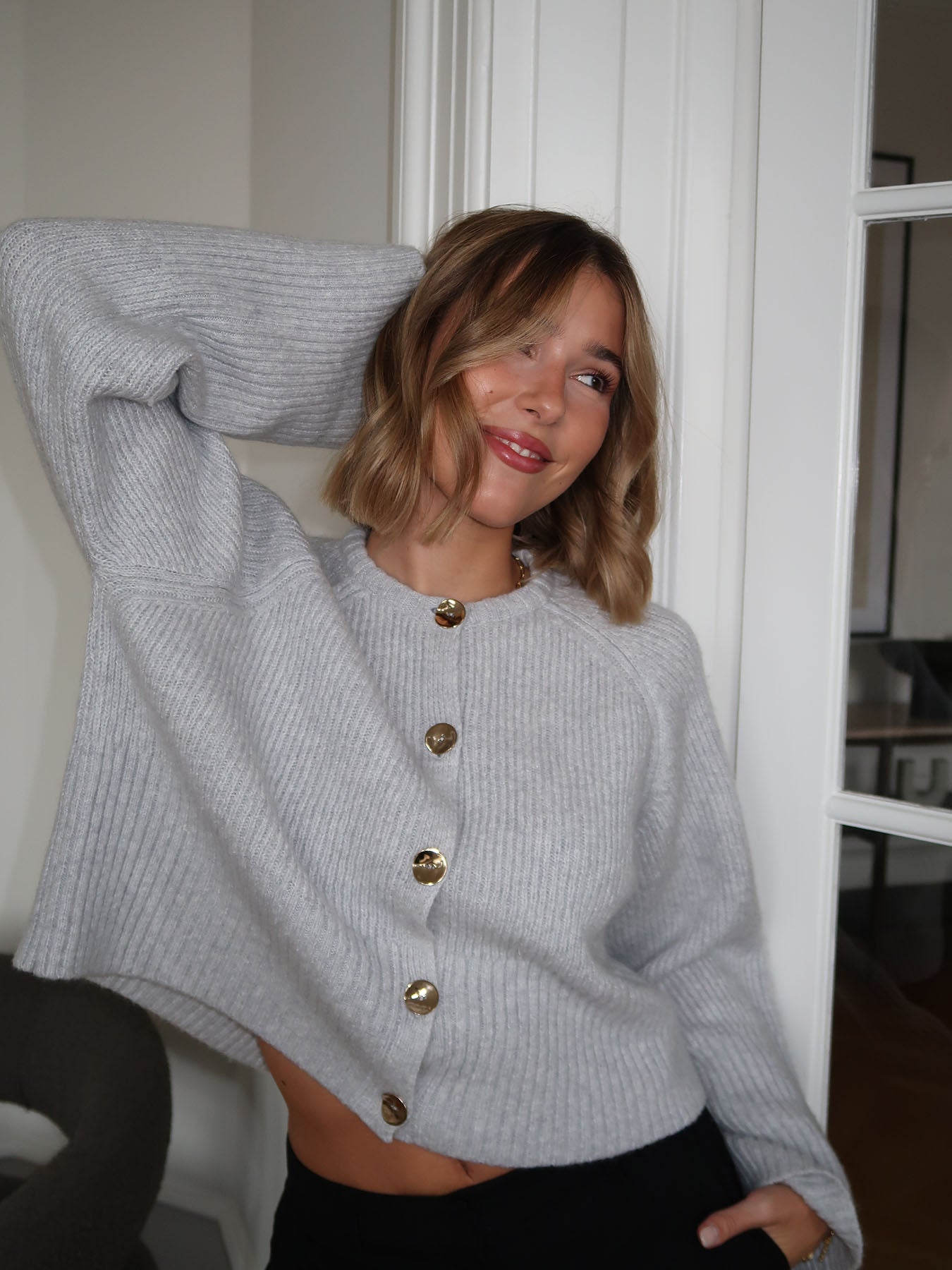 【新品未使用タグ付】ガジェス Clara Knit Cardigan グレー Clara Knit Cardigan | Gajess