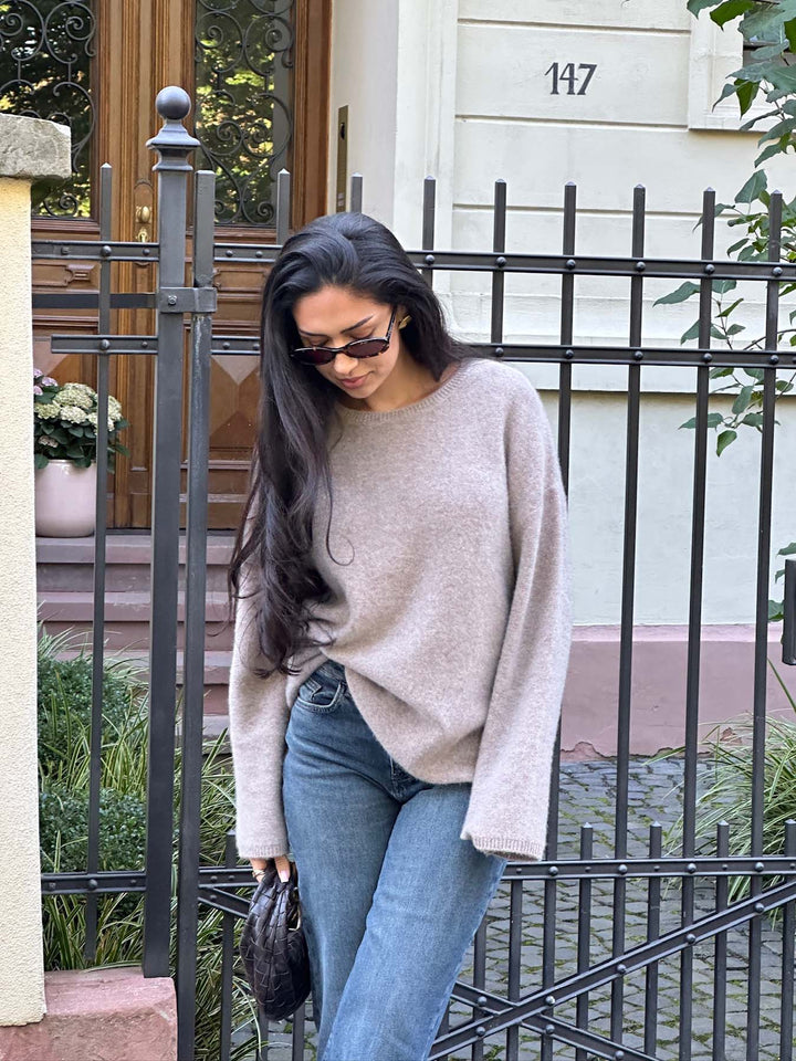 CASHMERE - Crewneck Sweater • Mocha