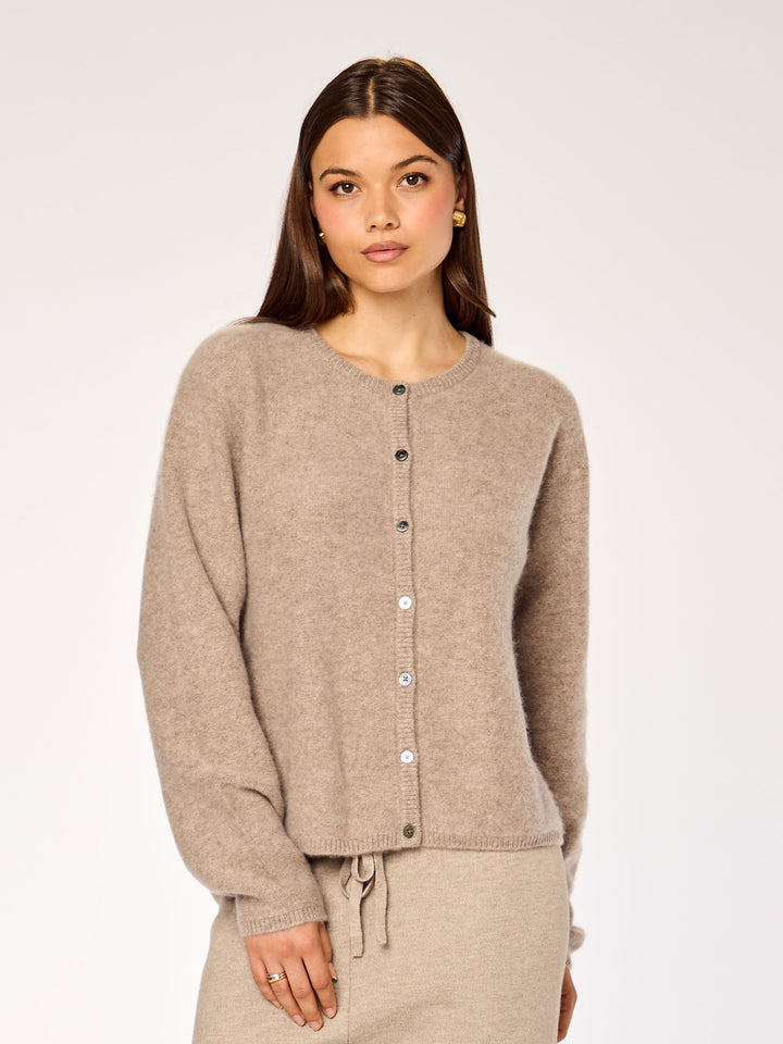 CASHMERE - Buttoned Cardigan • Mocha