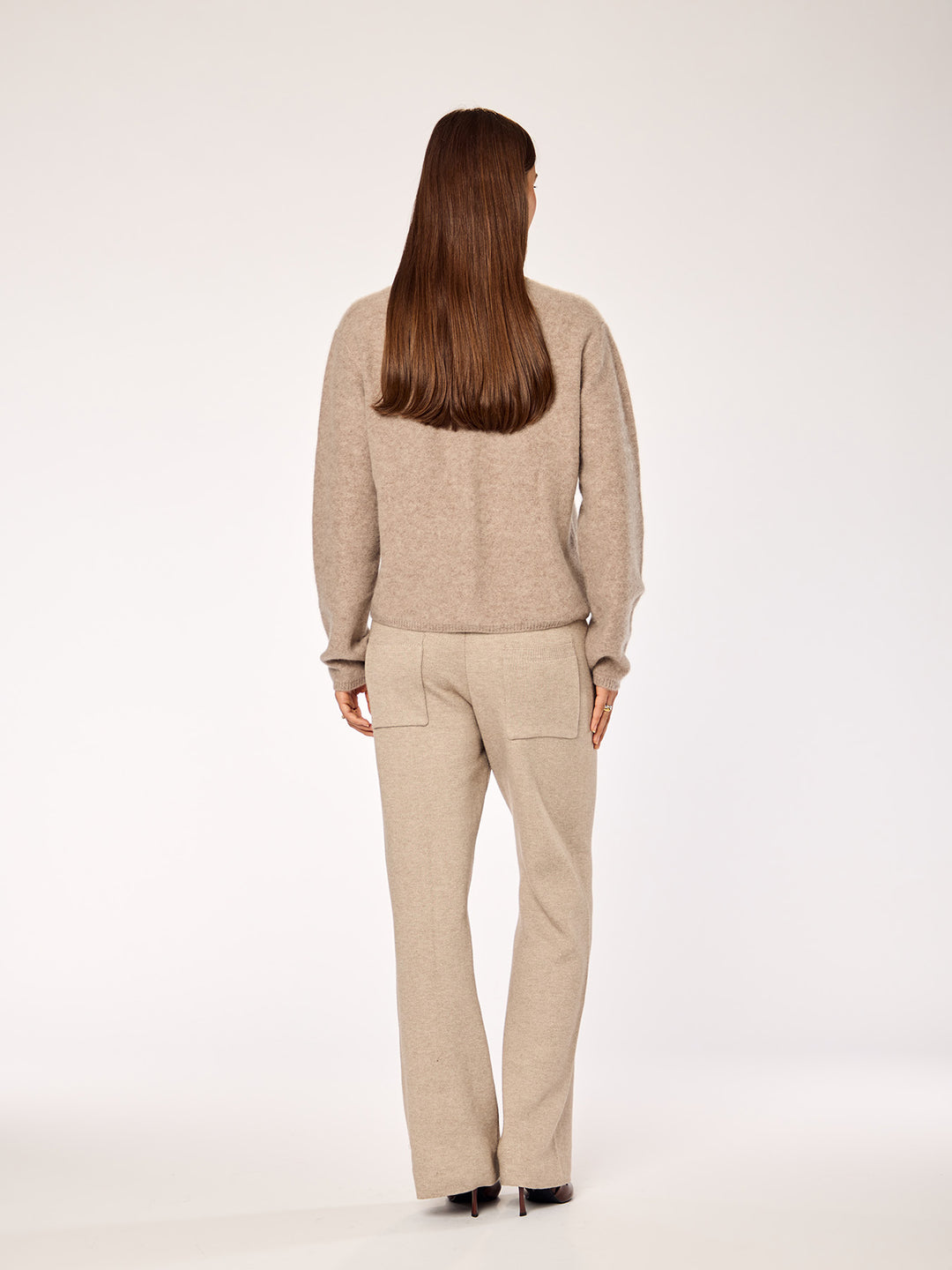 CASHMERE - Buttoned Cardigan • Mocha