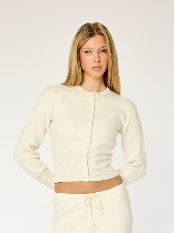 FAYE - Fitted Cardigan • Cream