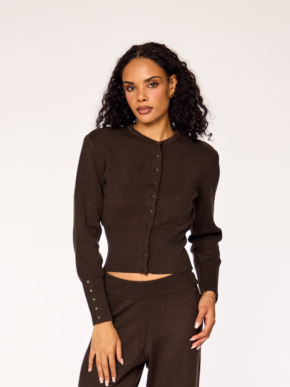 FAYE - Fitted Cardigan • Cocoa
