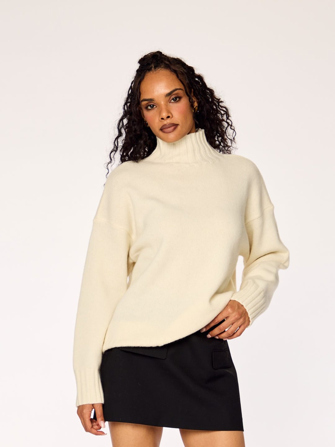 SORA - High Neck Sweater • Cream