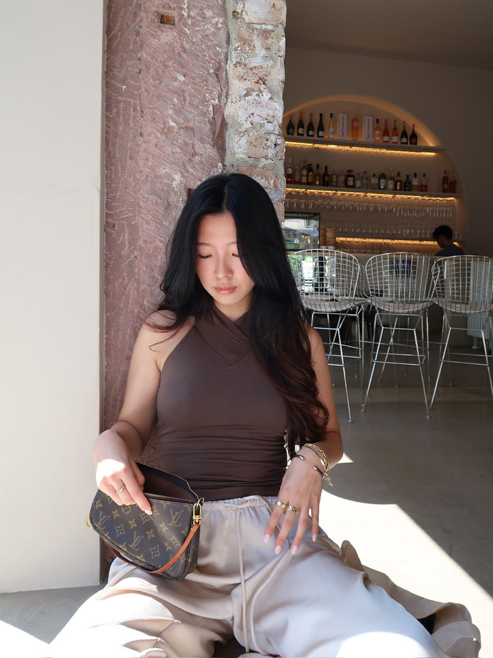 TRACE - Crossneck Top • Dark Oak