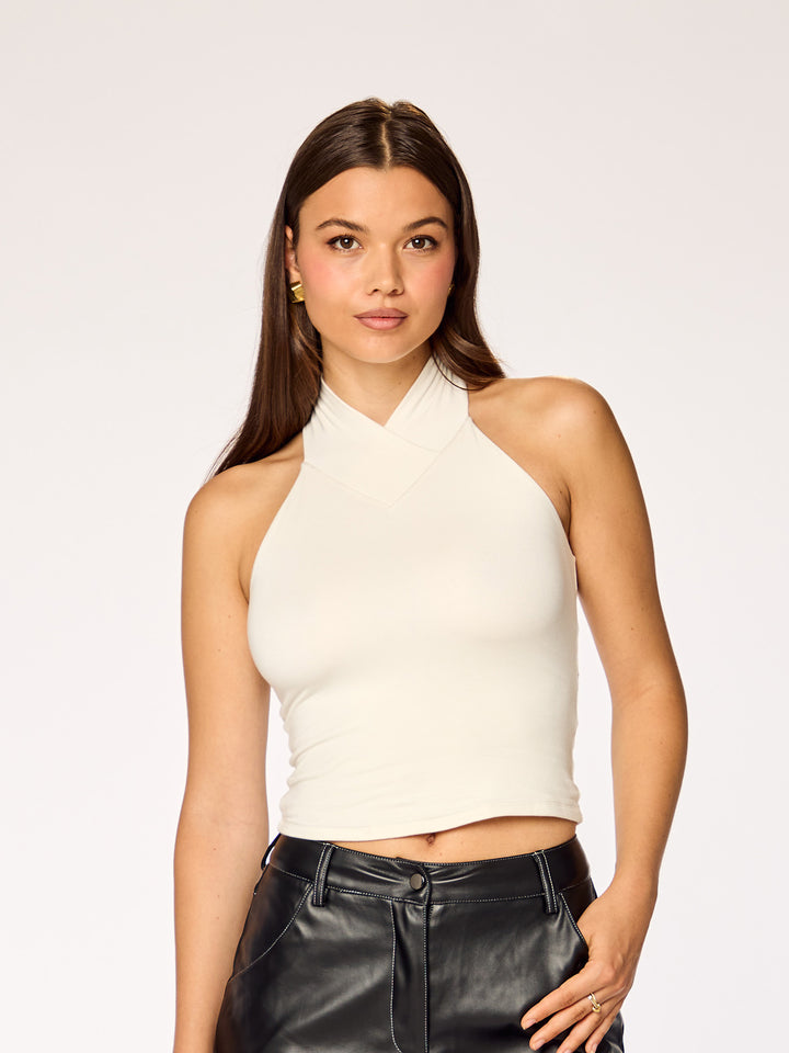 TRACE - Crossneck Top • Creme