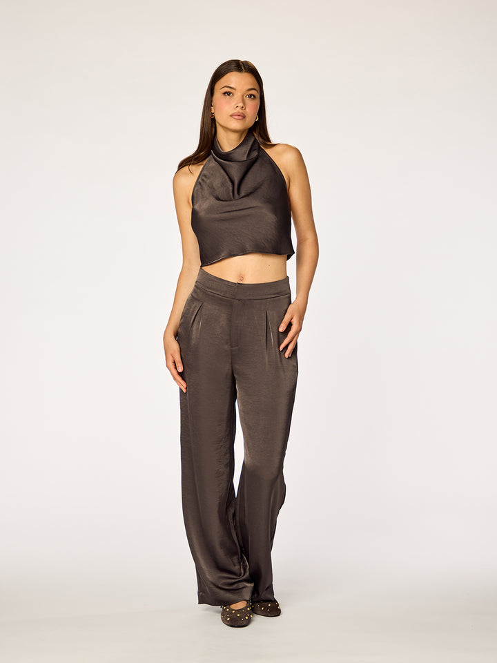 IVY - Halter Top • Dark Oak