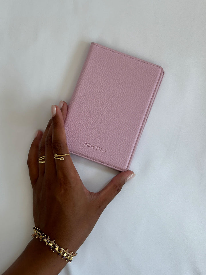 PASSPORT HOLDER • Soft Pink