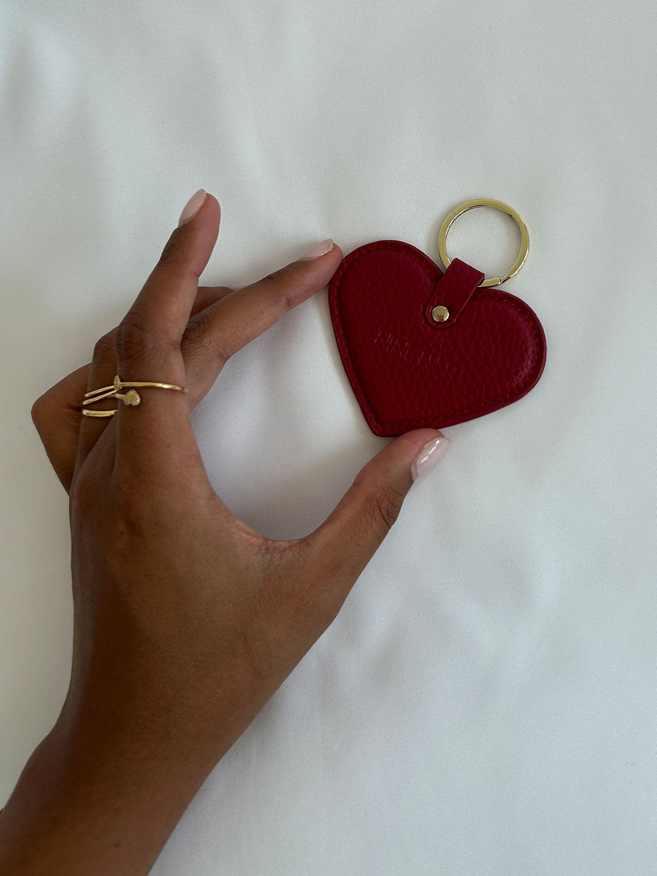 KIND HEARTED Key Ring Berry Red