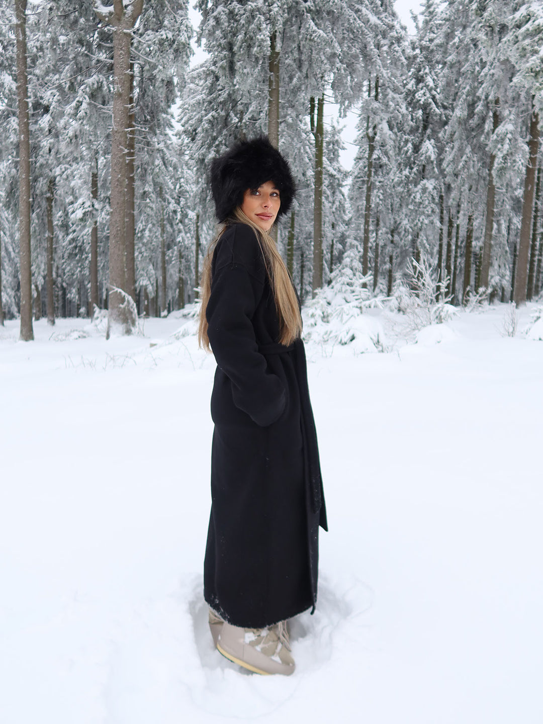 ETERNAL - Wool Coat • Black