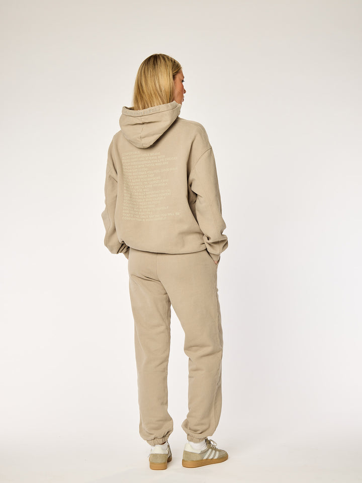 ESSENTIALS - Sweatpants • Stone