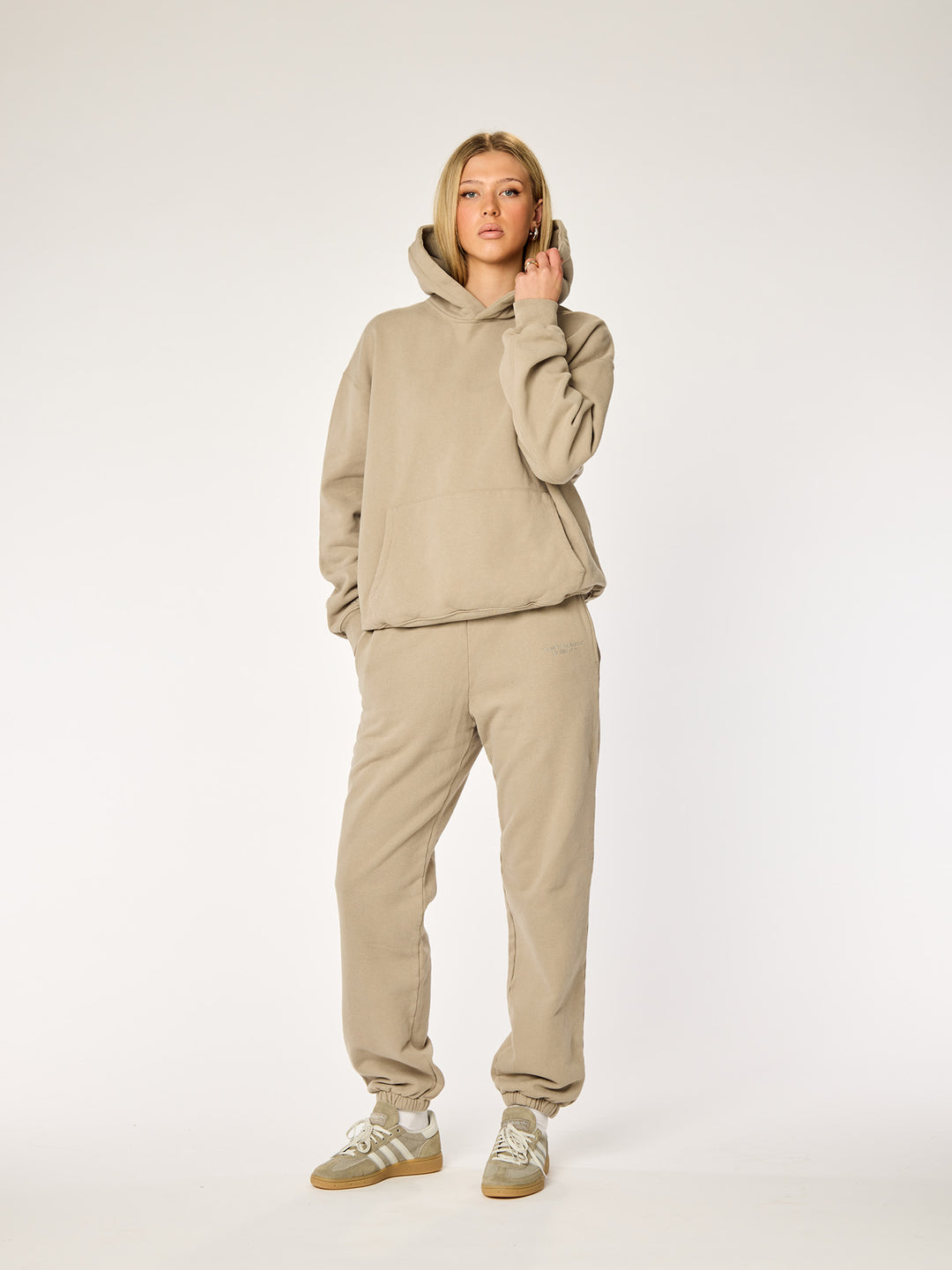 ESSENTIALS - Sweatpants • Stone