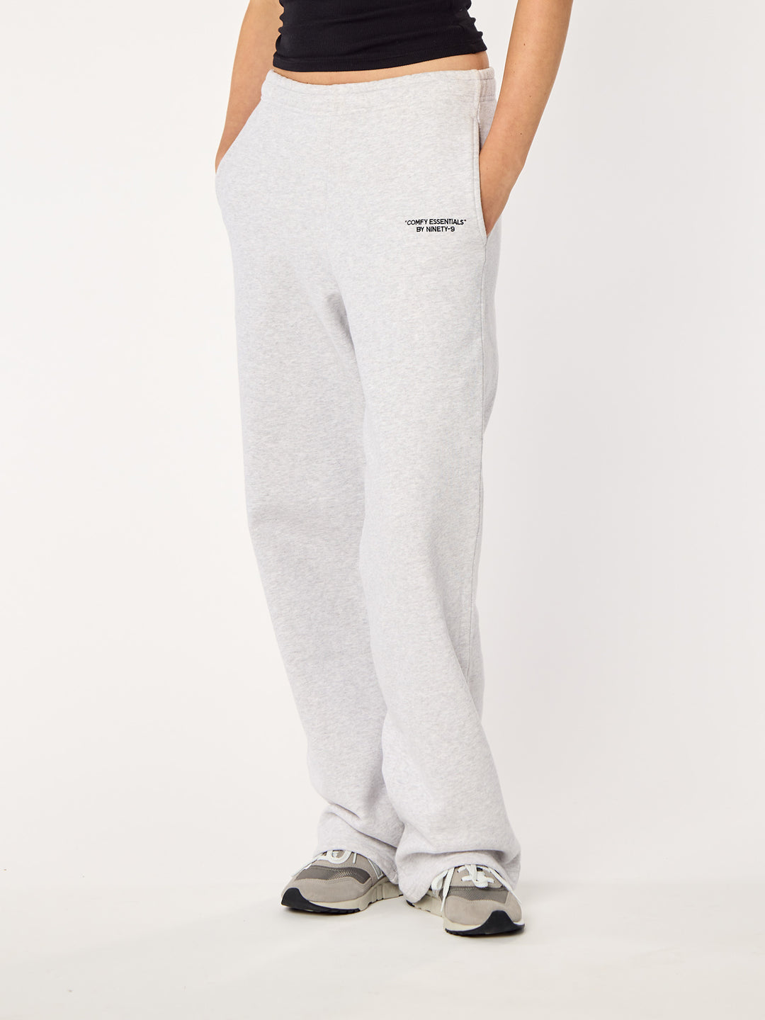 ESSENTIALS - Straight Leg Sweatpants • Light Grey