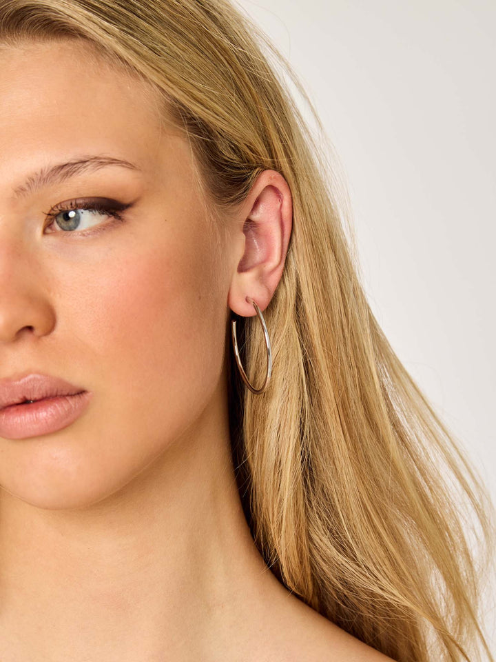 MINIMAL - Hoops • Color: White Gold