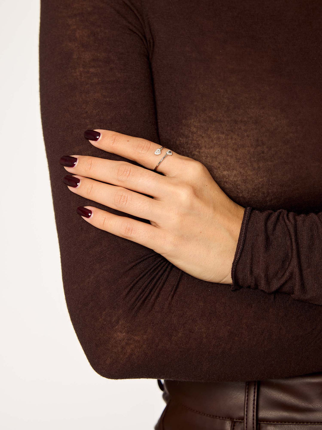 AMORE - Adjustable Ring • Color: White Gold