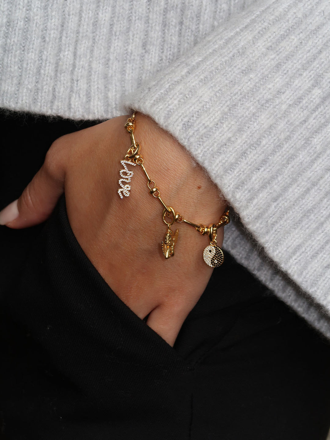 CHARMED - Bracelet • Color: 18K Yellow Gold