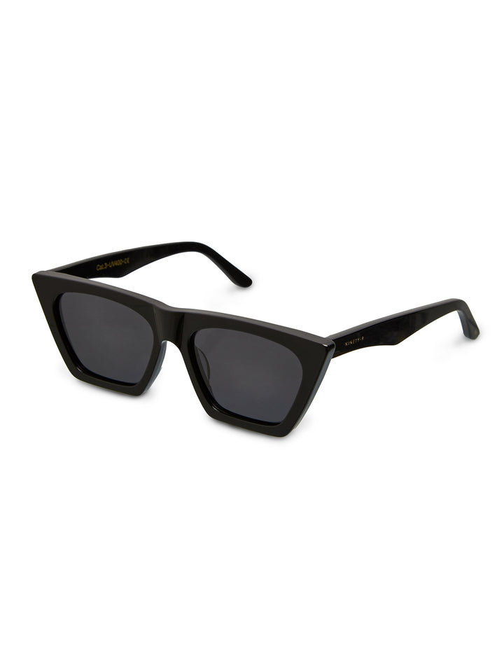 CLASSY - Sonnenbrille • Farbe: Schwarz
