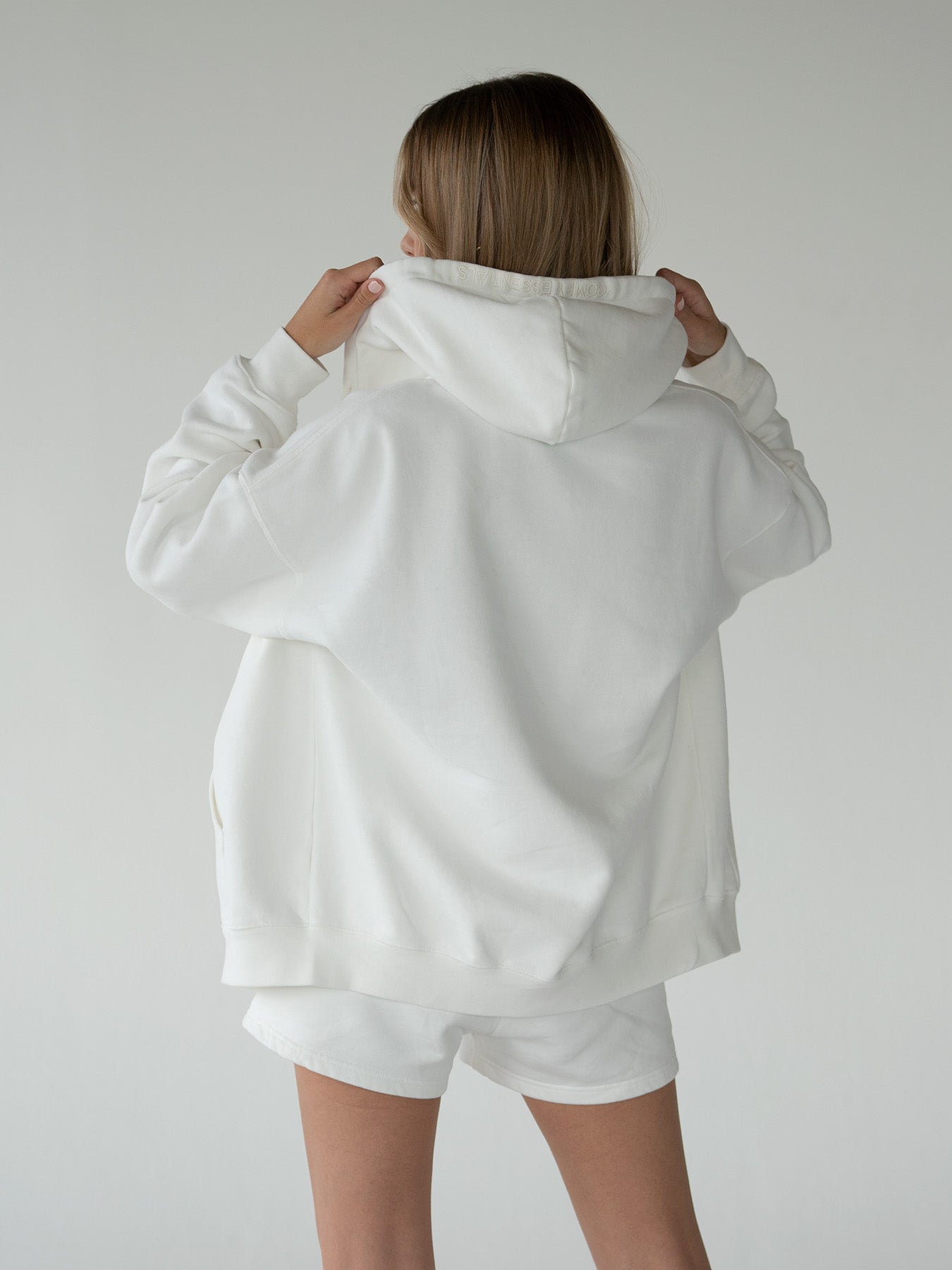 White hoodie with zipper new arrivals