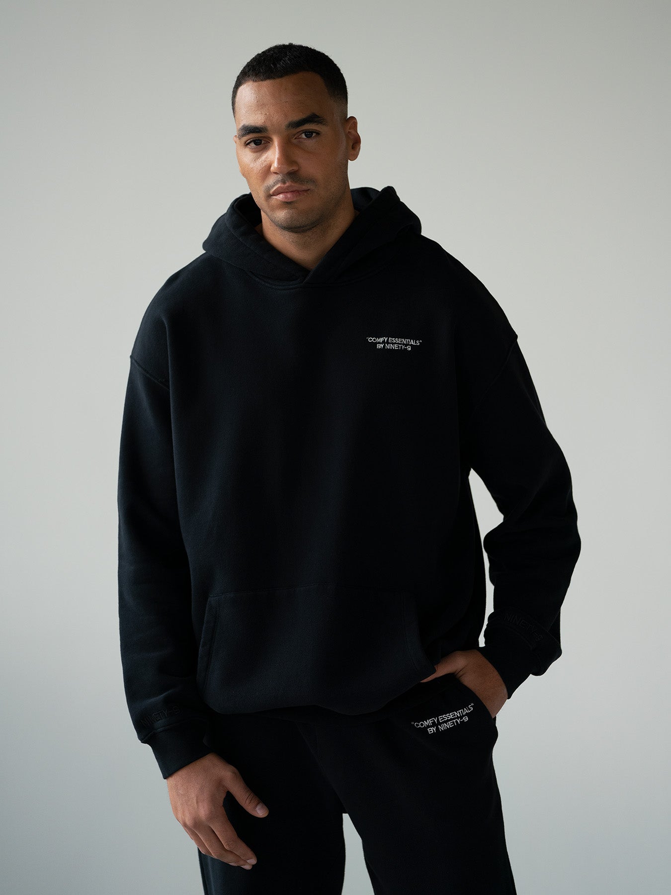 ESSENTIALS - Hoodie • Black – NINETY-9