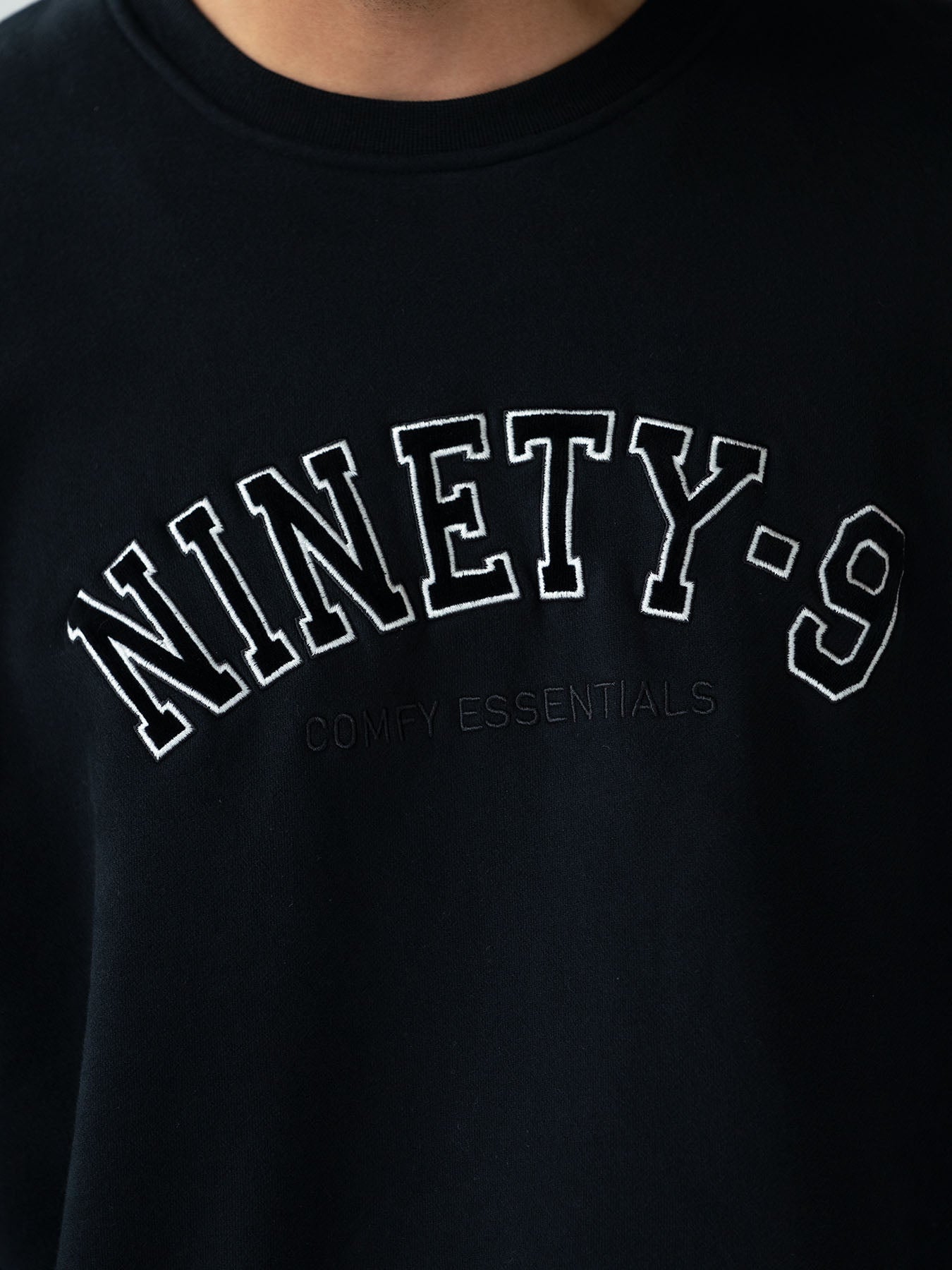ESSENTIALS College Sweater Black