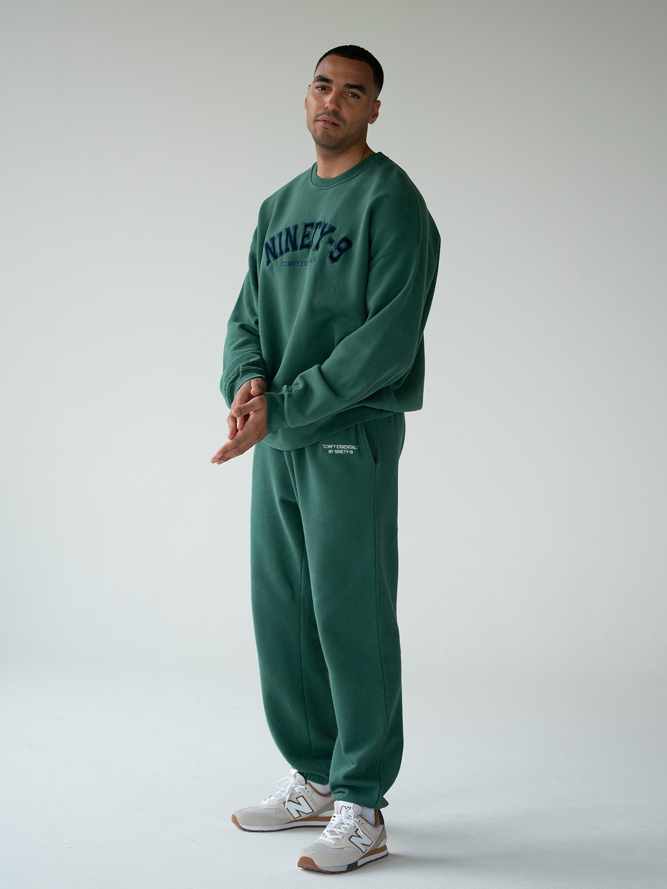 ESSENTIALS - Sweatpants • Forest Green – NINETY-9 ESSENTIALS - Sweatpants • Forest Green – NINETY-9