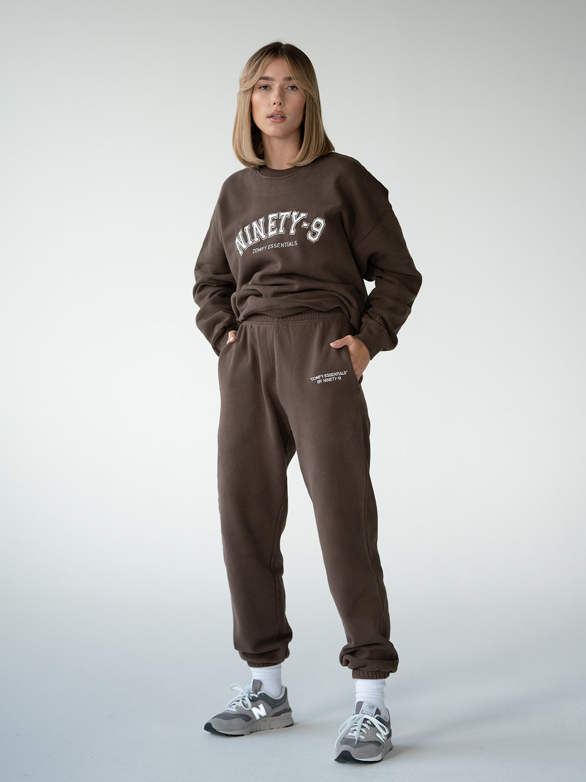 ESSENTIALS - Sweatpants  •  Brown