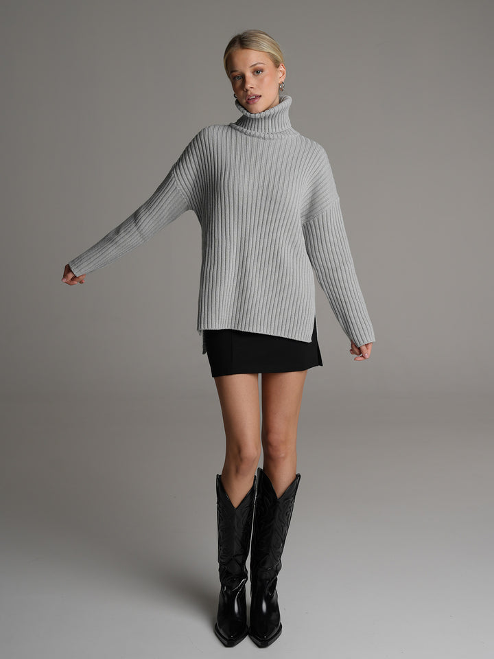 KNITTED - Rollneck Sweater • Fog